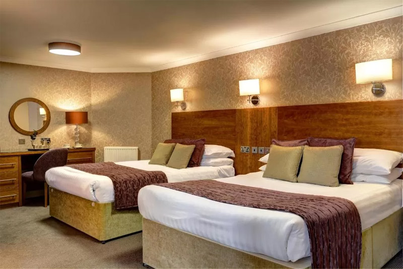 The Golden Lion hotel in Stirling city centre twin Room